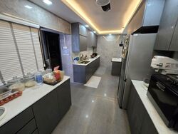 Blk 427 Sun Plaza View (Tampines), HDB Executive #473723481